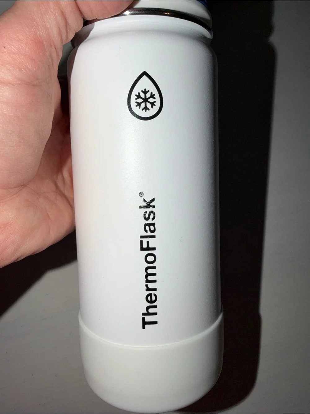 Thermoflask insulated water